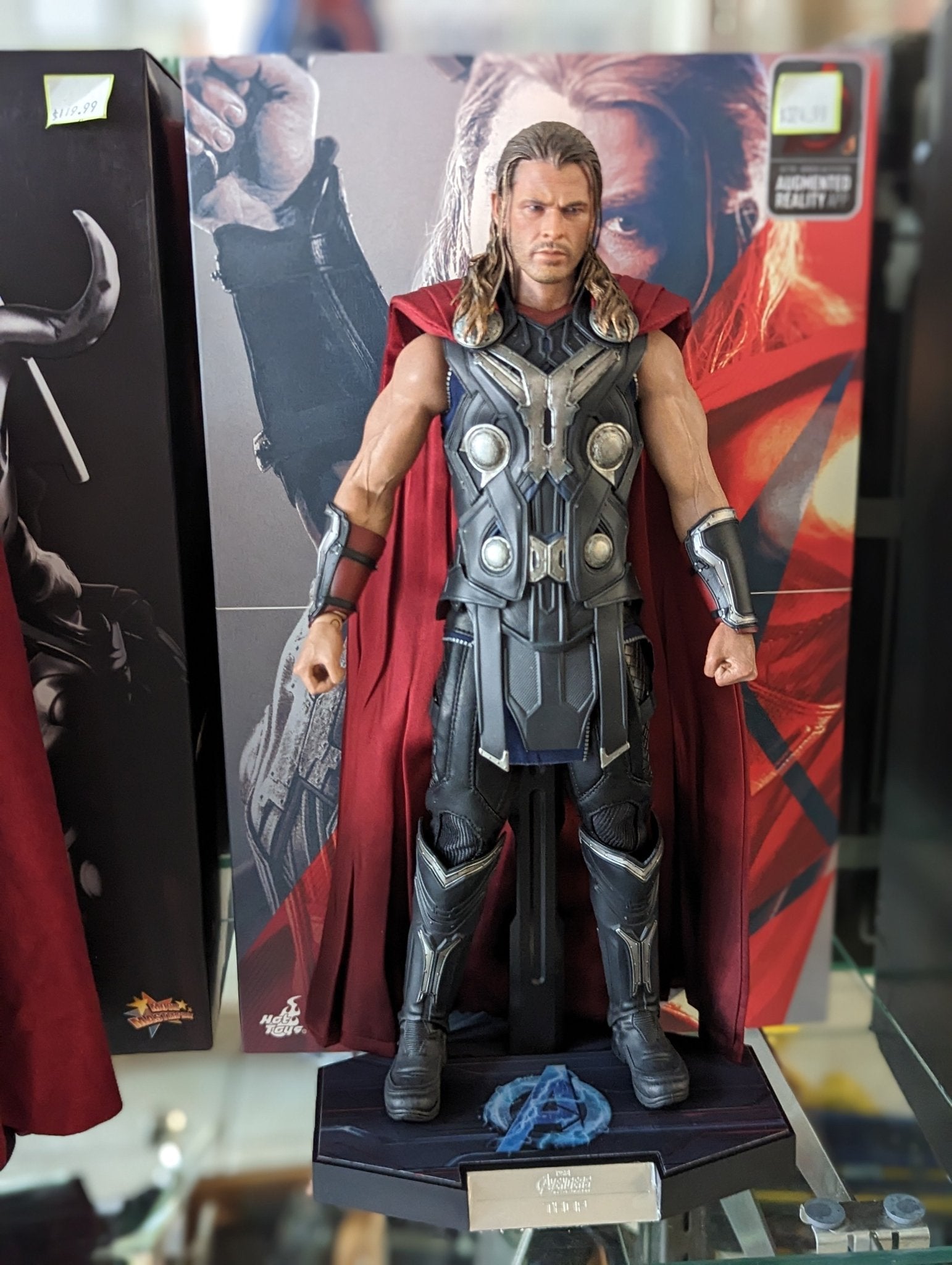 Hot Toys Sideshow MMS306 Thor Figure – Covert Comics and Collectibles