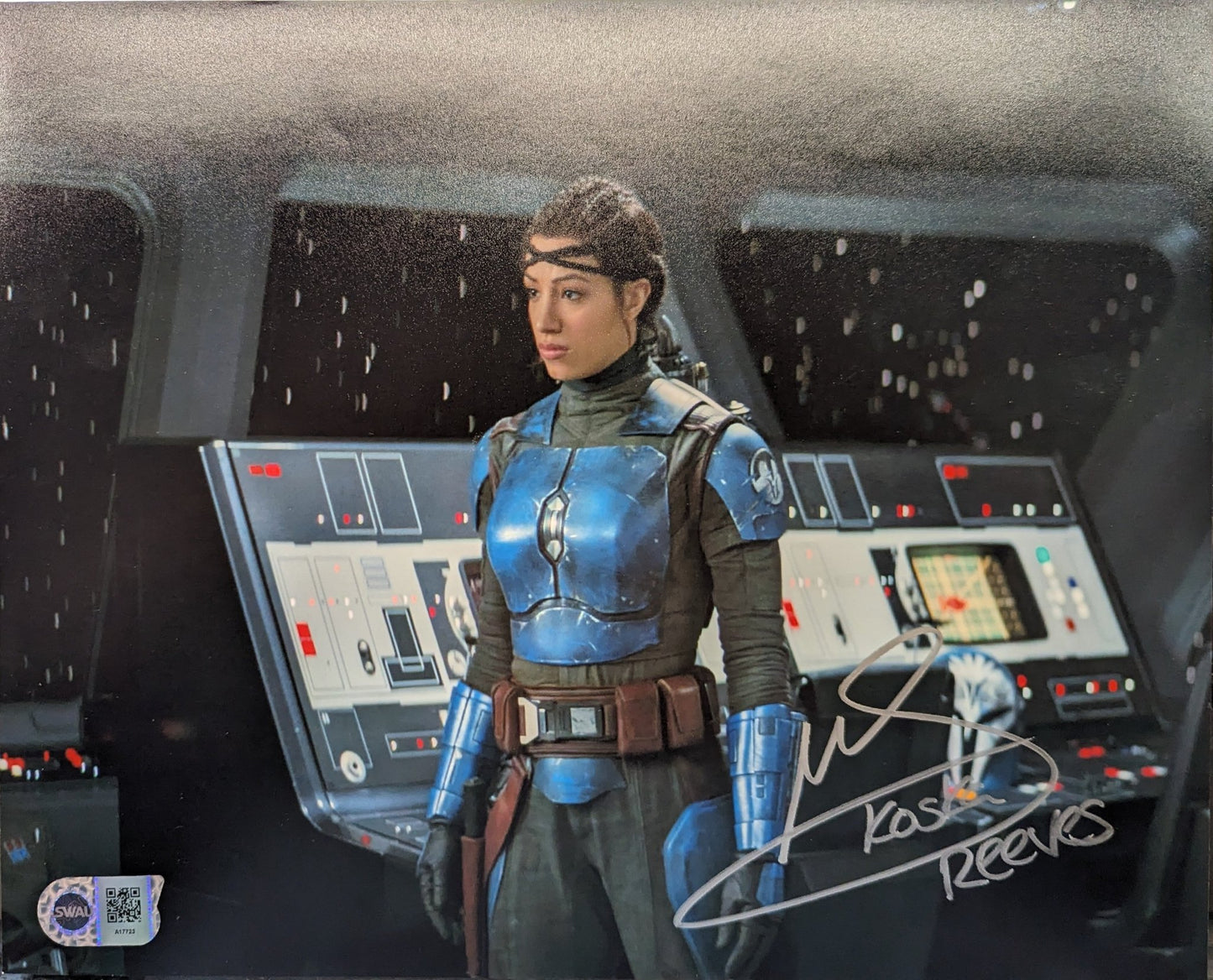 Mercedes Varnado (Koska Reeves) Signed 11x14 - Covert Comics and Collectibles