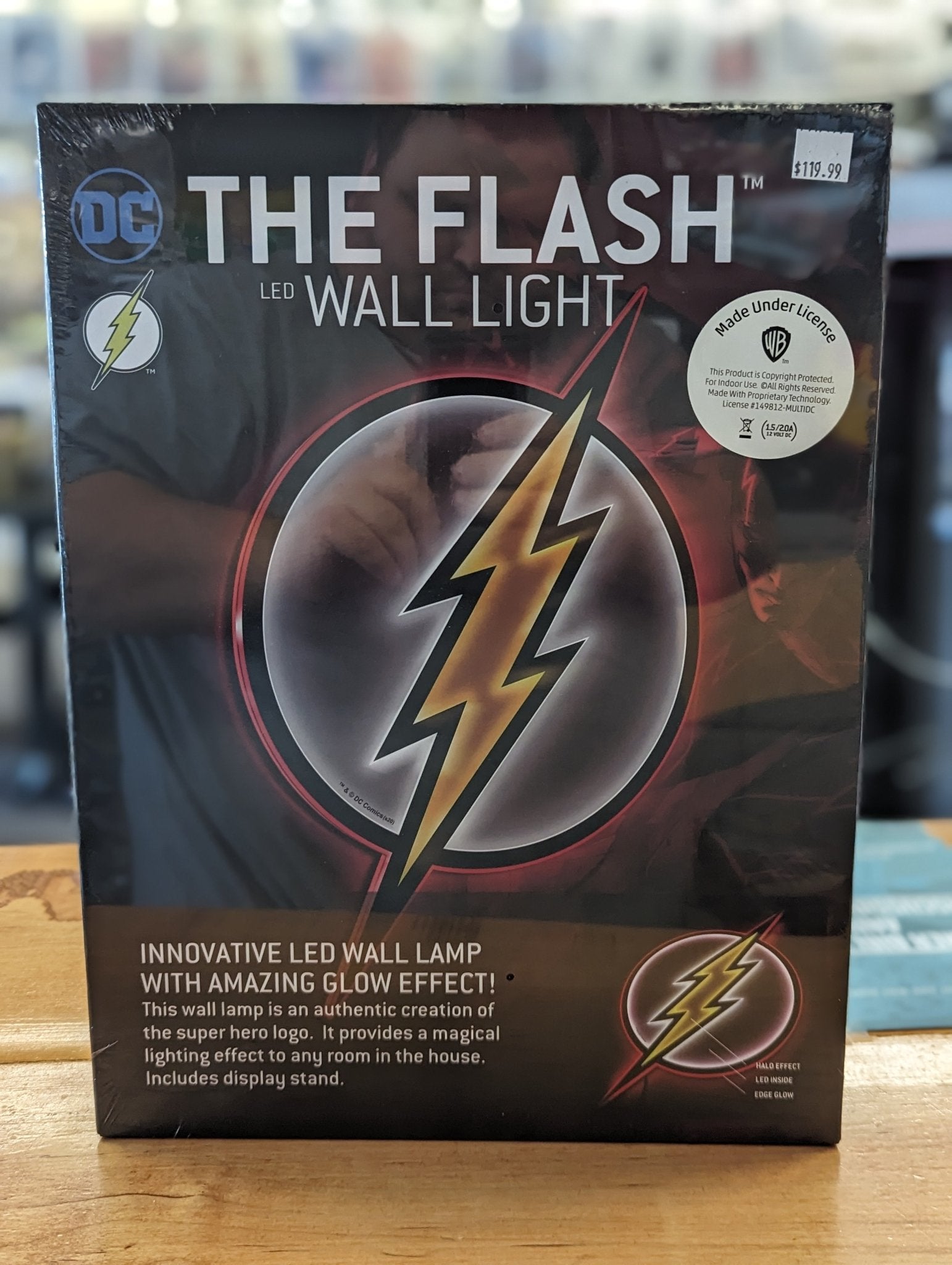 Flash LED Logo Wall Light - Covert Comics and Collectibles